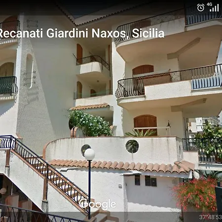 Candida Apartment *