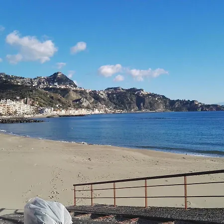 Candida Giardini Naxos